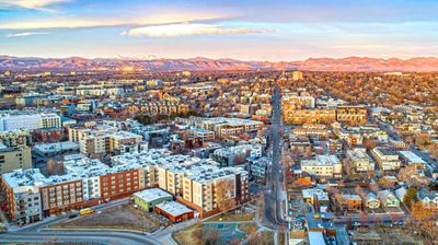 Wide aerial photo of Aurora, CO neighborhoods